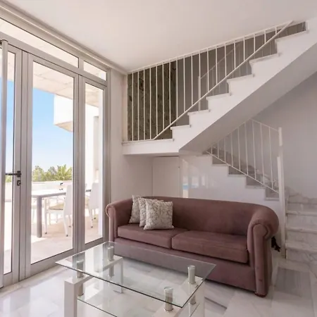 Amarilla Golf Villas-lovely Complex-amazing View شقة