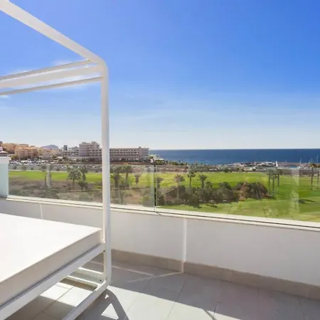 Amarilla Golf San Miguel de Abona