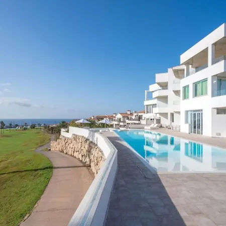 Amarilla Golf San Miguel de Abona